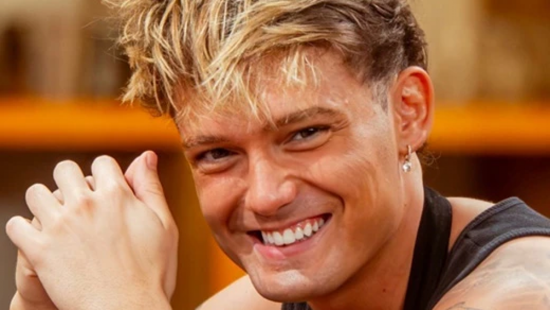 Vieron a Ian Lucas con una rubia que no es Evangelina Anderson