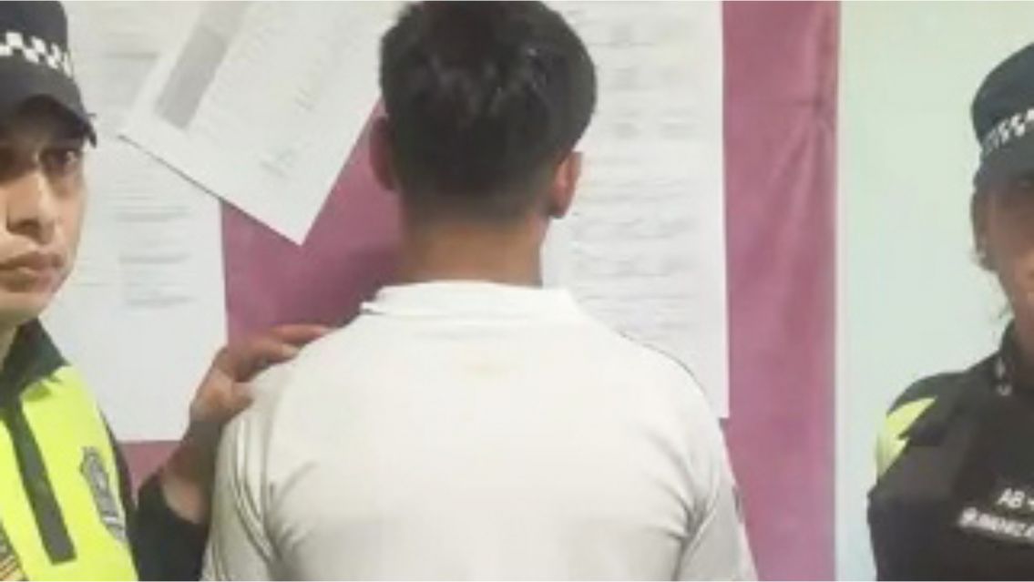 P�nico en una escuela: un estudiante lleg� armado y la Polic�a lo detuvo a tiempo