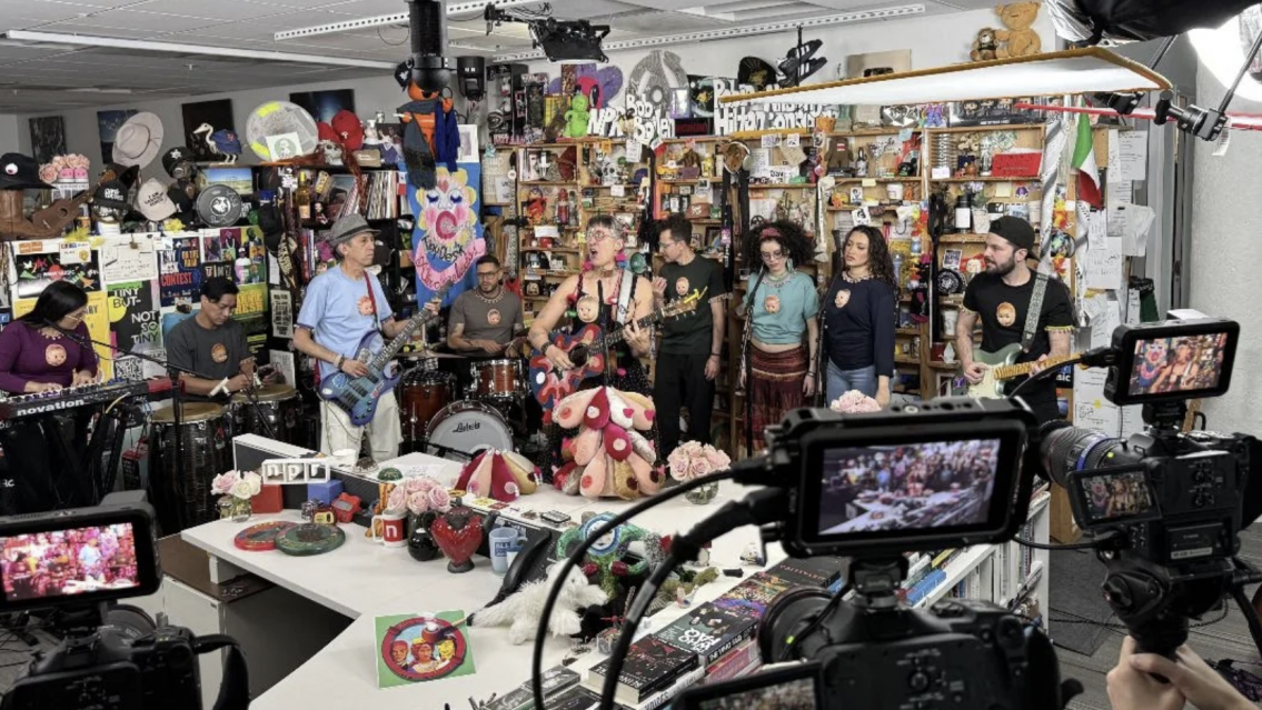 Artista latina con cáncer llega al Tiny Desk y conmueve al mundo