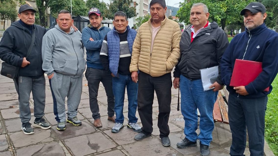 Conflicto en transporte Santa Ana: denuncian despidos y amenazas