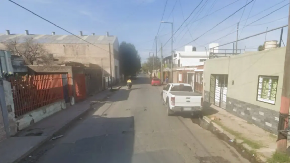 Tragedia: sali� de la pileta, agarr� un micr�fono y muri� electrocutado 