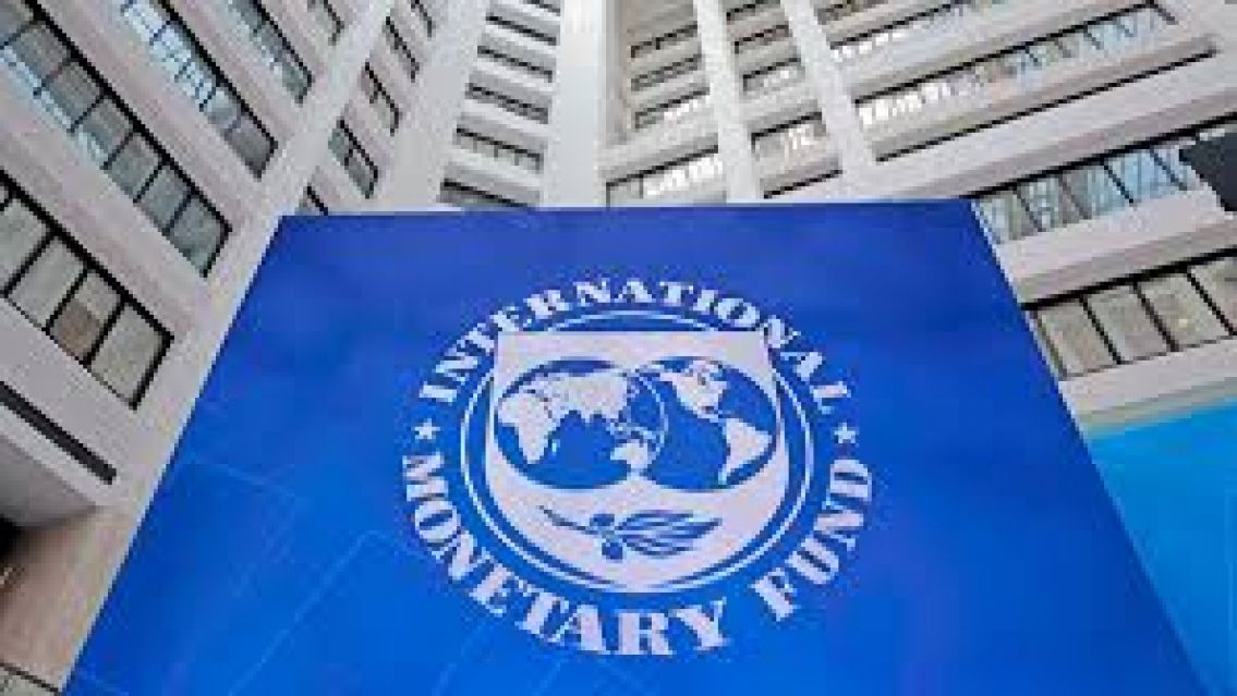 El FMI ajusta sus pron�sticos: menos crecimiento y m�s inflaci�n para Argentina