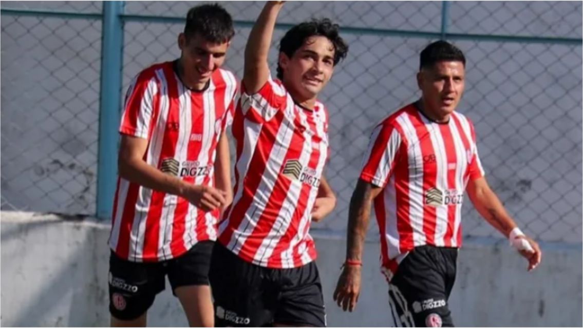 Sueño cumplido: joven futbolista fue fichado por un importante club español