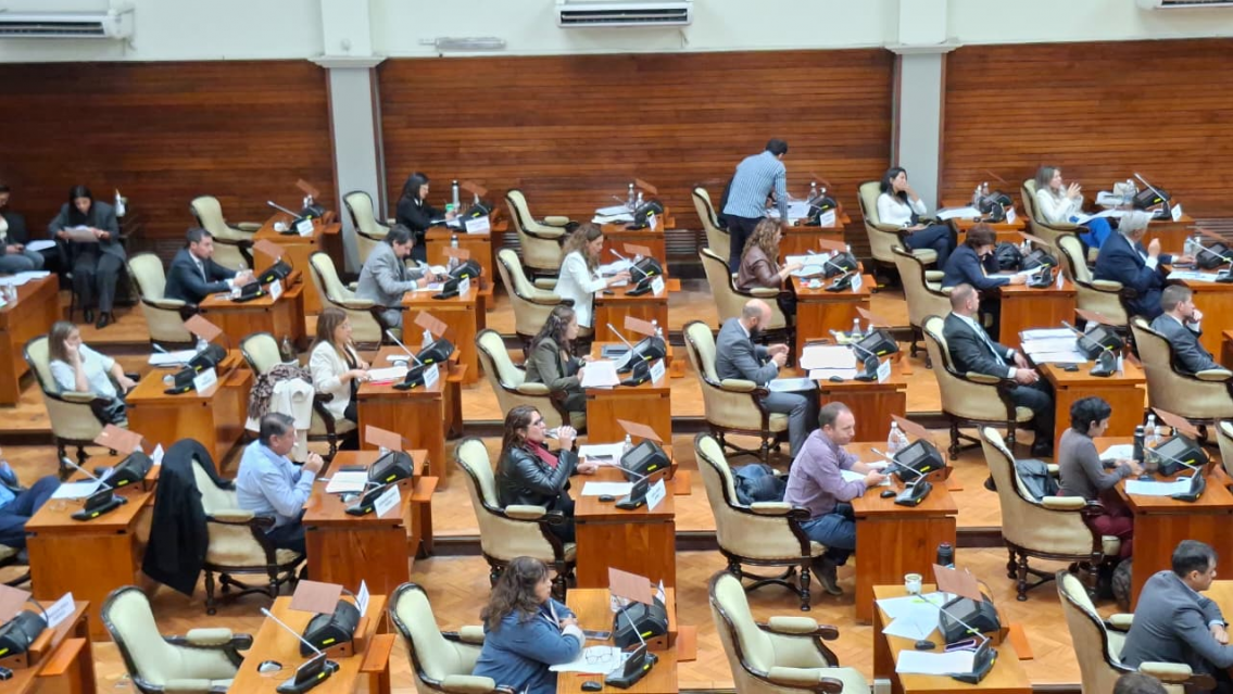 Qué debaten hoy los diputados en Jujuy: están trabajando