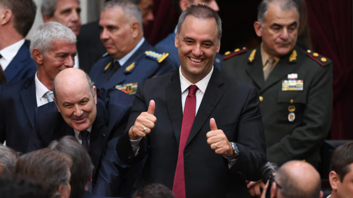 Adorni enfrenta a la oposición en Diputados en medio de denuncias judiciales