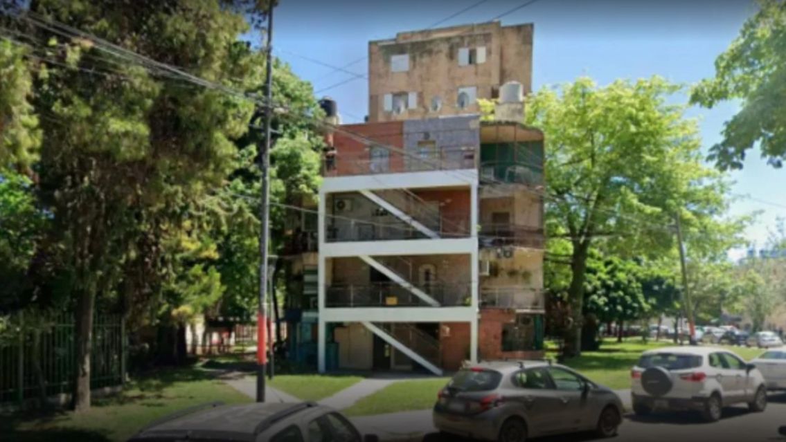 Encontraron a una mujer sin vida en su departamento: llevaba varios meses desaparecida