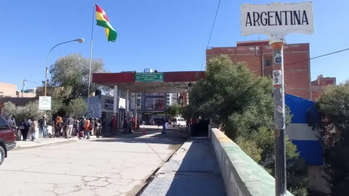 Bloqueo total del puente internacional La Quiaca-Villazón