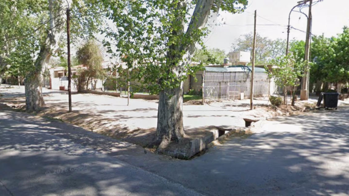 Pareja de hombres se desconoció y uno atacó a cuchillazos a su esposo