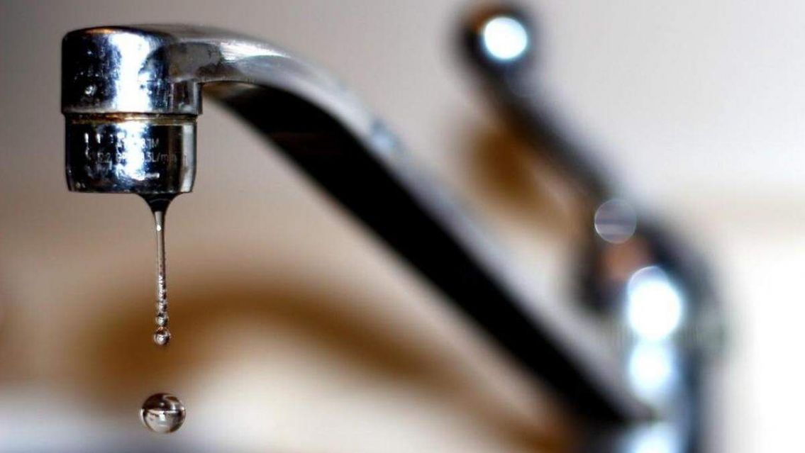 Vecinos de Alto Comedero denuncian que llevan cinco días sin agua