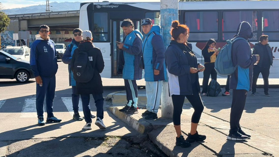Qué les pidieron a los hinchas de Gimnasia antes de viajar a Tucumán