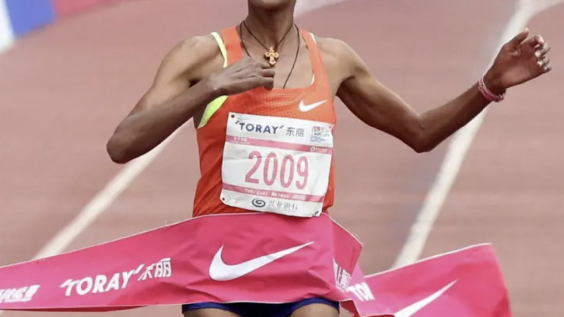 Una atleta de 36 a�os estaba entrenando y su coraz�n dijo "basta": falleci� en el acto
