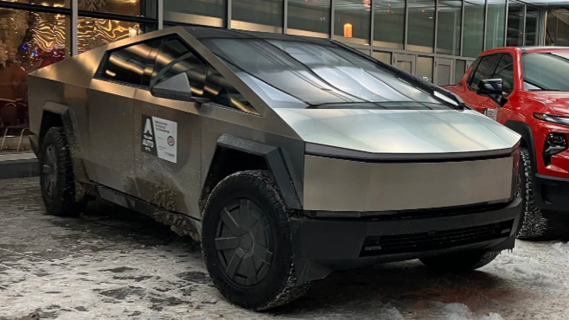 Lujo y pol�mica: cu�nto sale tener un Tesla Cybertruck en Argentina