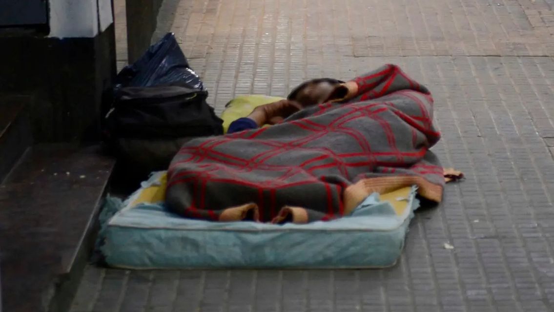 Qué hacer si ves a una persona en situación de calle pasando frío en Jujuy