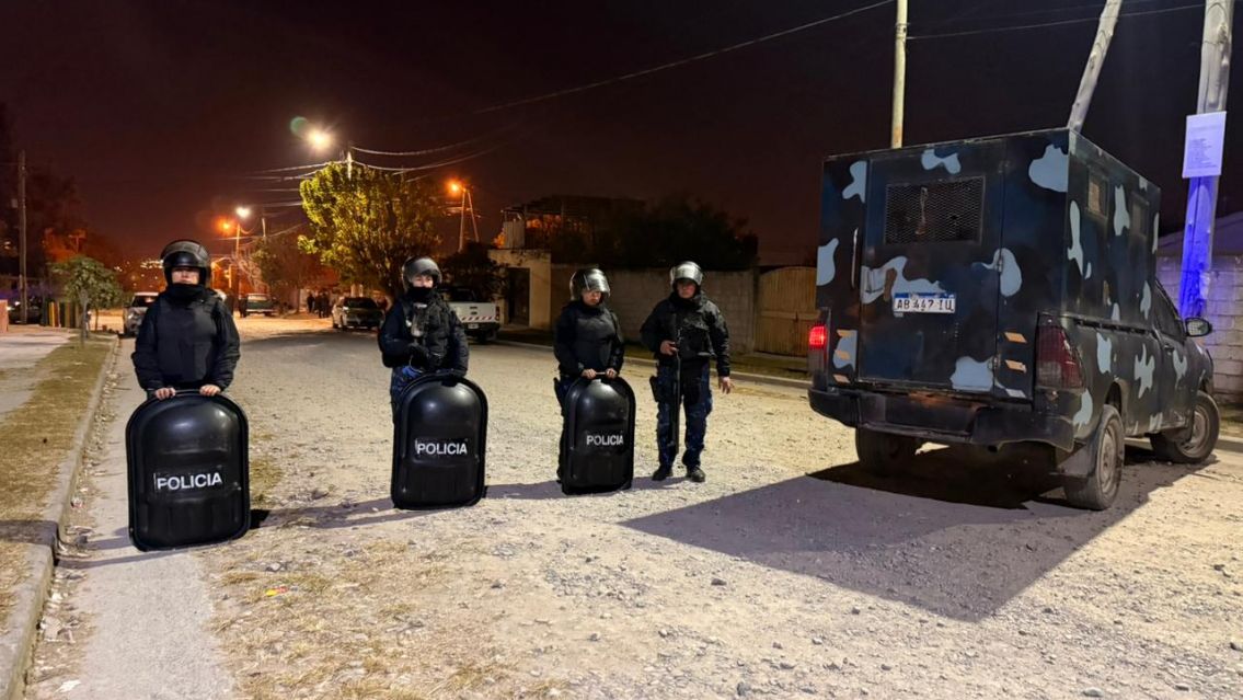 Conmoci�n total en el norte por la masacre familiar que desat� un polic�a�