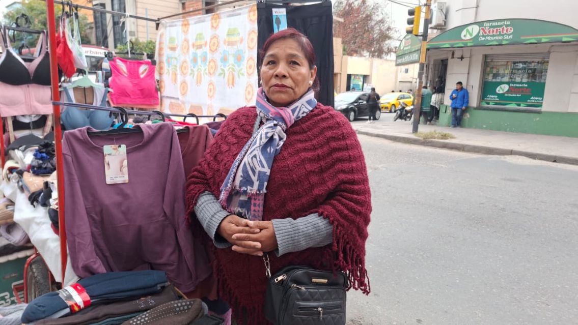 "Nos corren de todos lados": la desesperaci�n de una vendedora ambulante en Jujuy