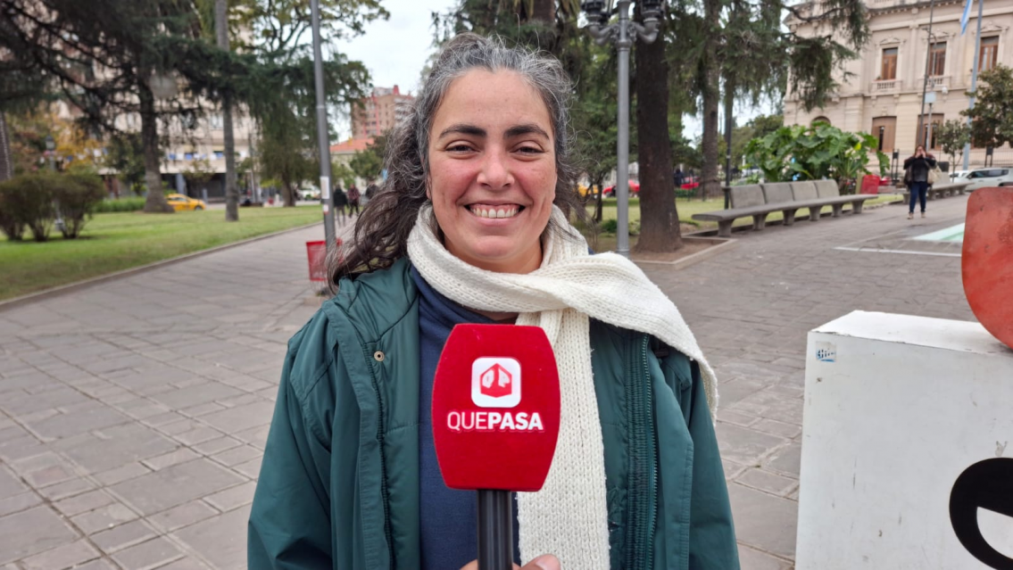 Conocé la labor de la jujeña más solidaria ante este frío en la provincia