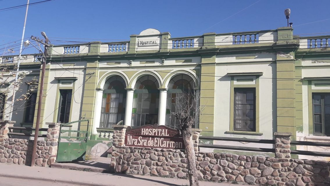 Buscan municipalizar el Hospital Nuestra Se�ora de El Carmen tras la baja de categor�a