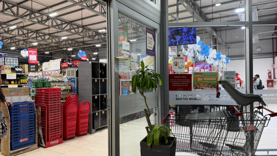 Se acab� la joda: en plena despedida del Indio, prohibieron vender alcohol 