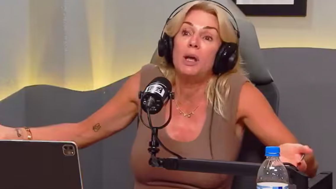¿El lujo es vulgaridad? "Mansiones y al borde de la pileta", Yanina Latorre sobre el Indio Solari