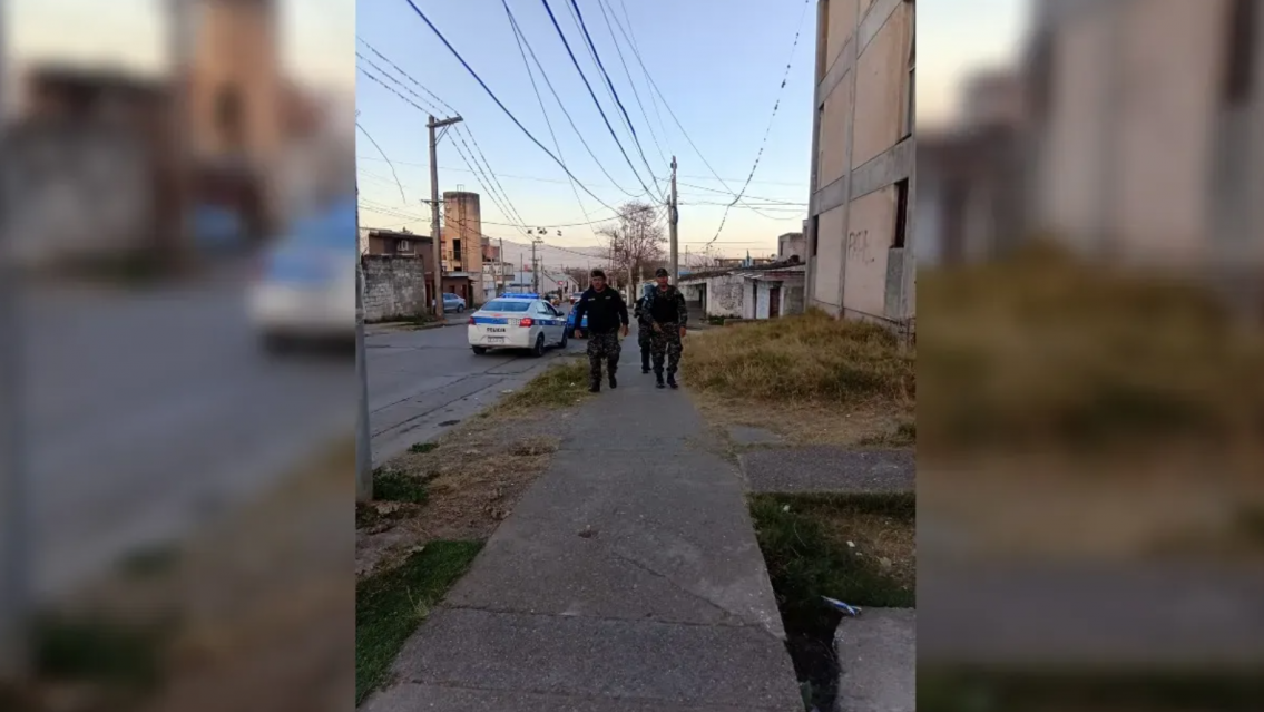 Vecinos denuncian que los pasajes son una "zona liberada" y conviven con un b�nker de droga