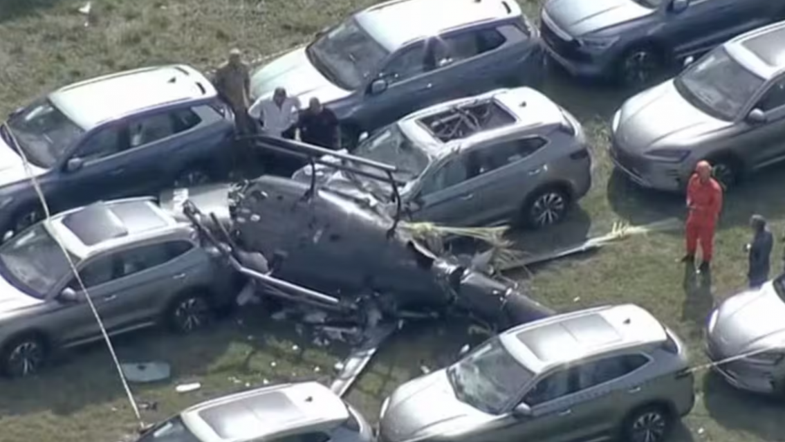 Tragedia aérea: chocaron dos helicópteros en pleno vuelo y hay seis muertos