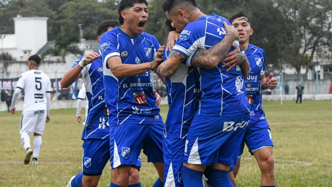 El nuevo equipo que manda en Jujuy: Talleres de Perico campe�n de la Liga