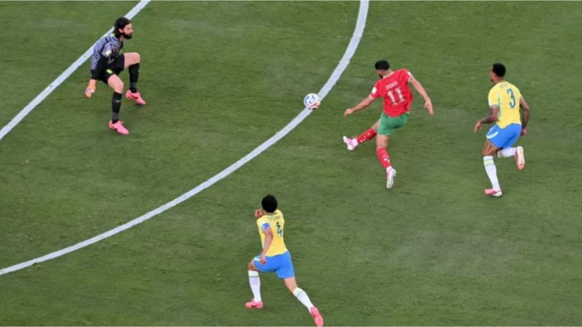 Le hizo un golazo a Brasil y un gigante europeo lo compr� en pleno Mundial