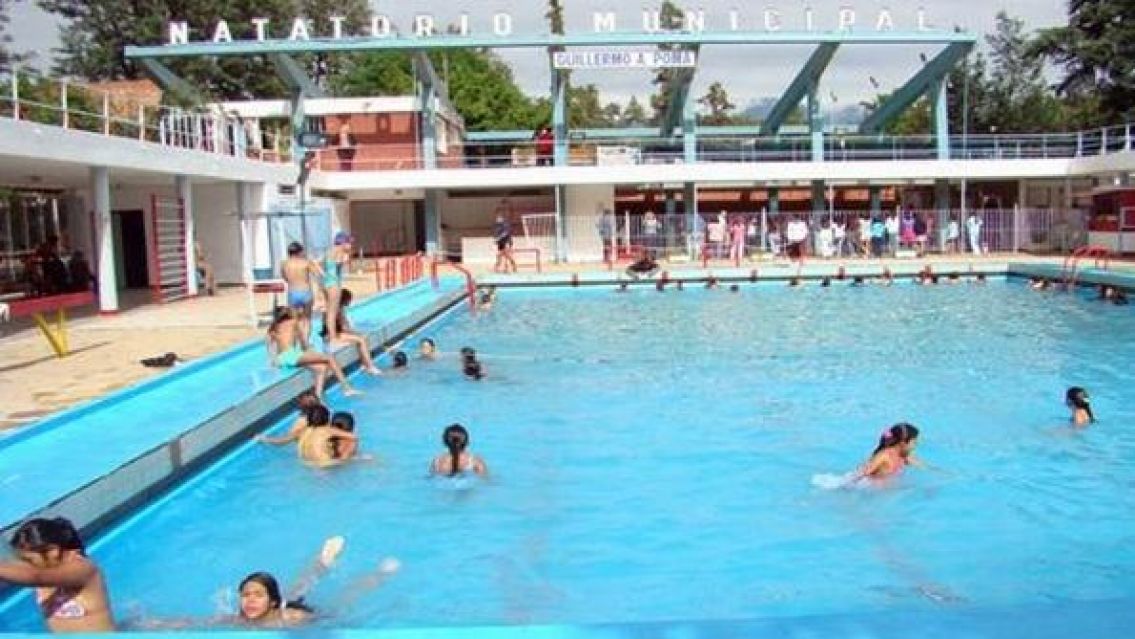 Estos son los horarios, precios y actividades en las piletas municipales de Jujuy