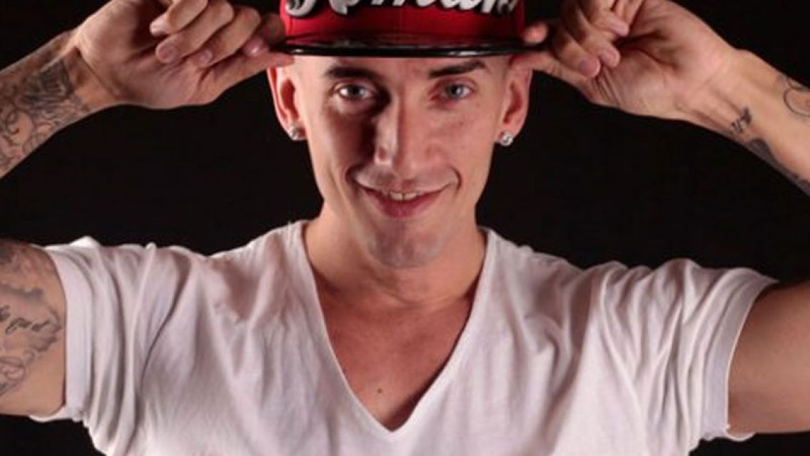 El incre�ble cambio del cumbiero Rom�n, El Original: "Cheto, fino y con buen cuerpo"