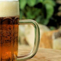 Ni a los 30 ni a los 40: cuál es la edad a la que se debe dejar de beber cerveza