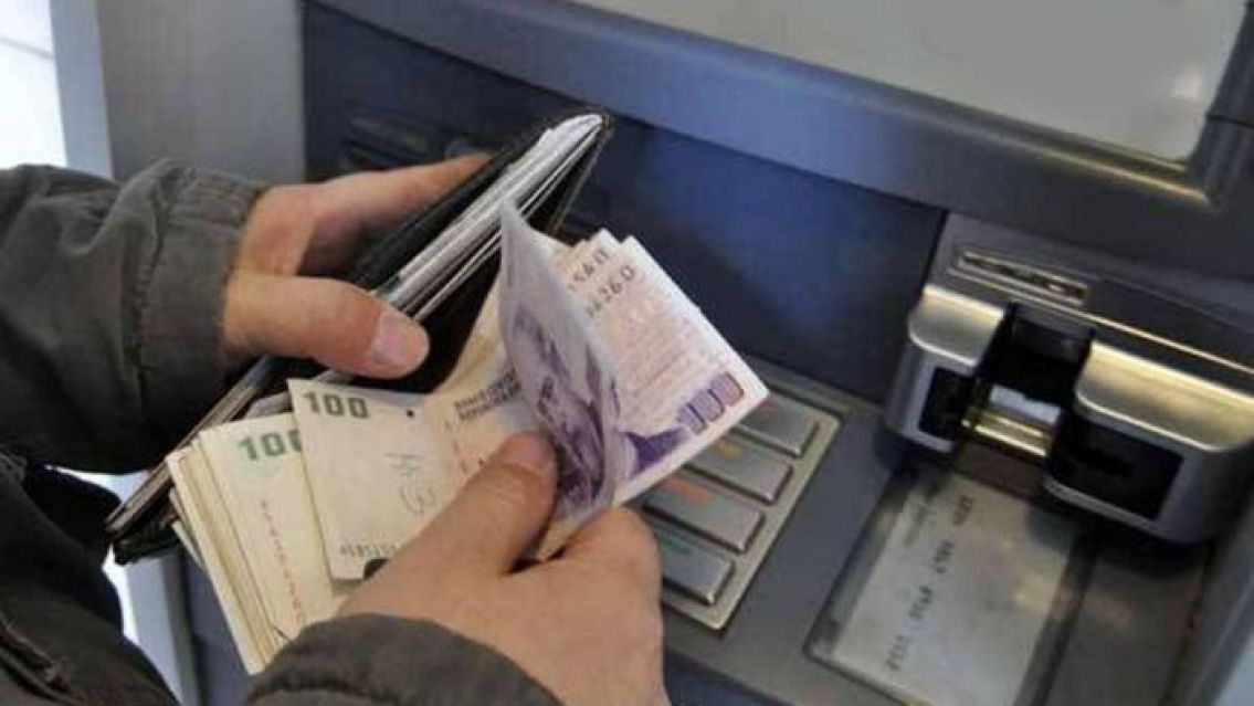 En Salta recortan los sueldos de empleados p�blicos para ayudar a los privados�