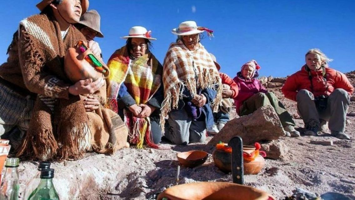 Día de la Pachamama:¿cómo se celebra el tradicional ritual?