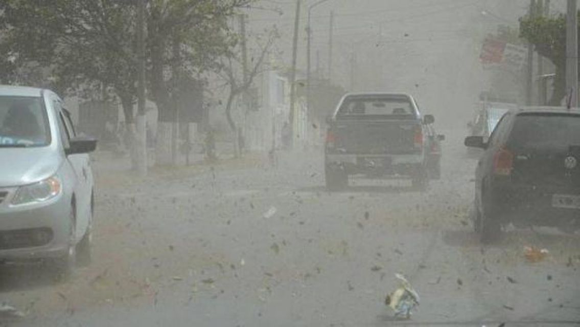 Hay alerta amarilla por fuertes vientos 