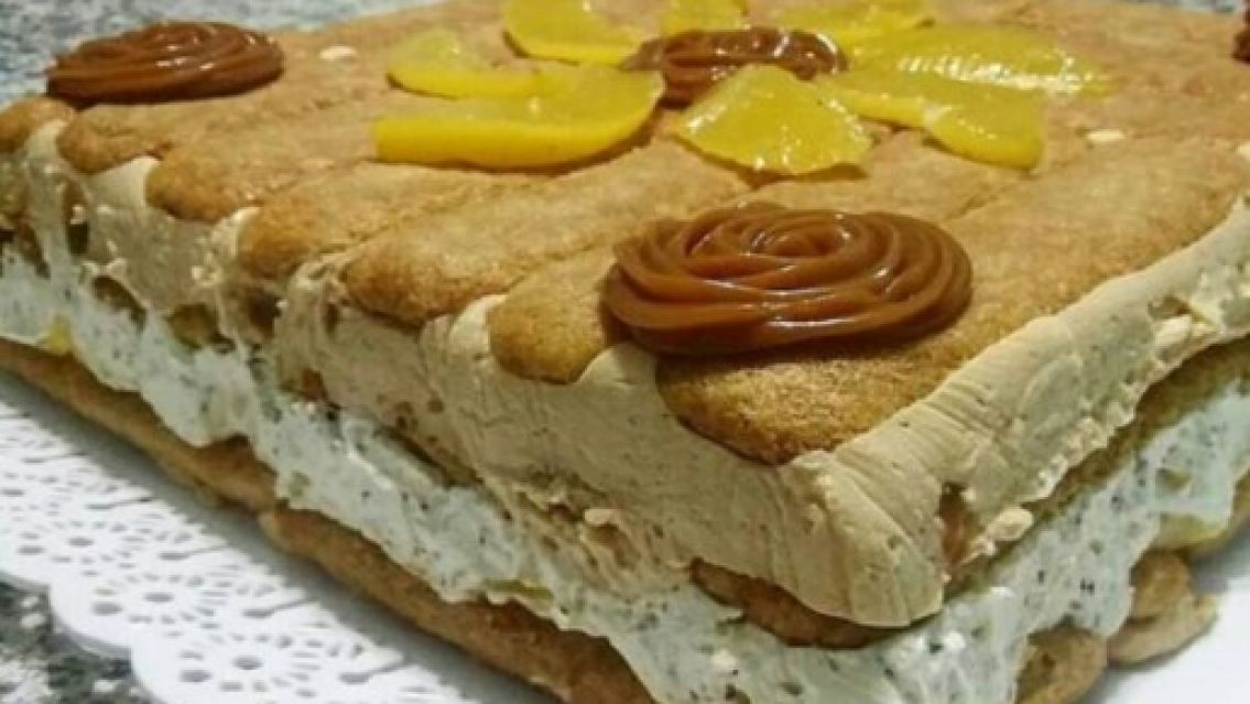 Delicioso postre de Vainillas con Dulce de Leche y Durazno