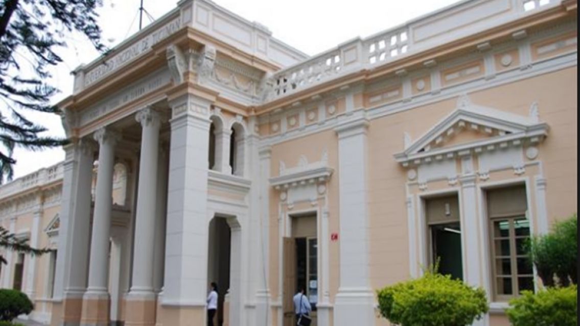 Eliminaron el ingreso a Medicina en Tucum�n: s�lo ten�s que aprobar el cursillo