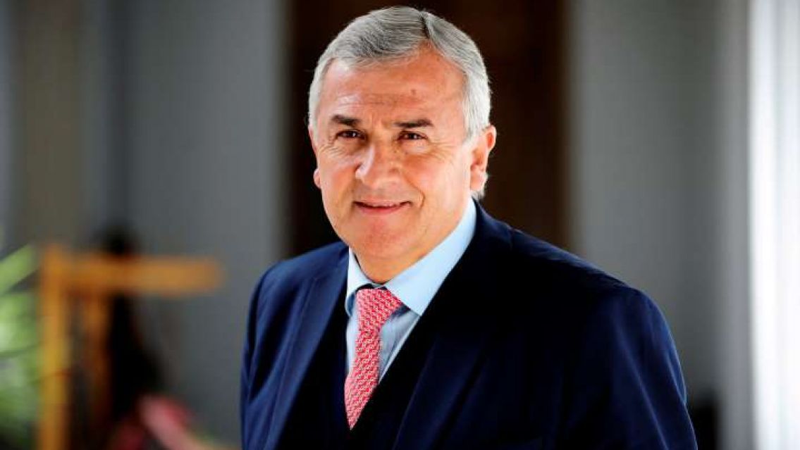 Morales asegur� que hay funcionarios que "no atienden el tel�fono" y no descart� cambios