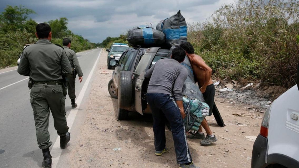 Es de Bolivia y entró al norte con toda su familia: una médica los denunció y fue amenazada