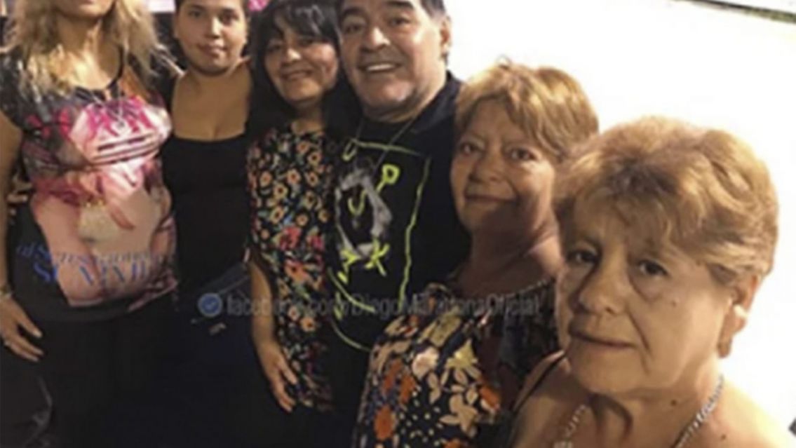 Maradona gastaba una fortuna por mes para mantener a 50 familias