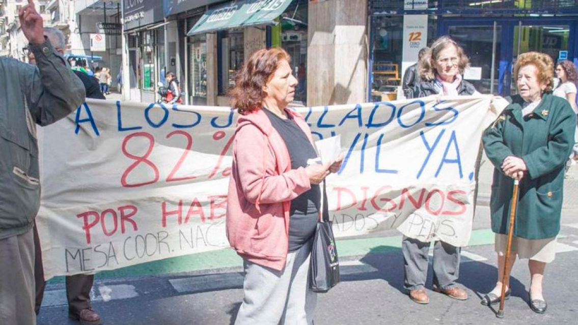 Docentes jubilados de Jujuy convocan a asamblea y preparan pliego de reclamos