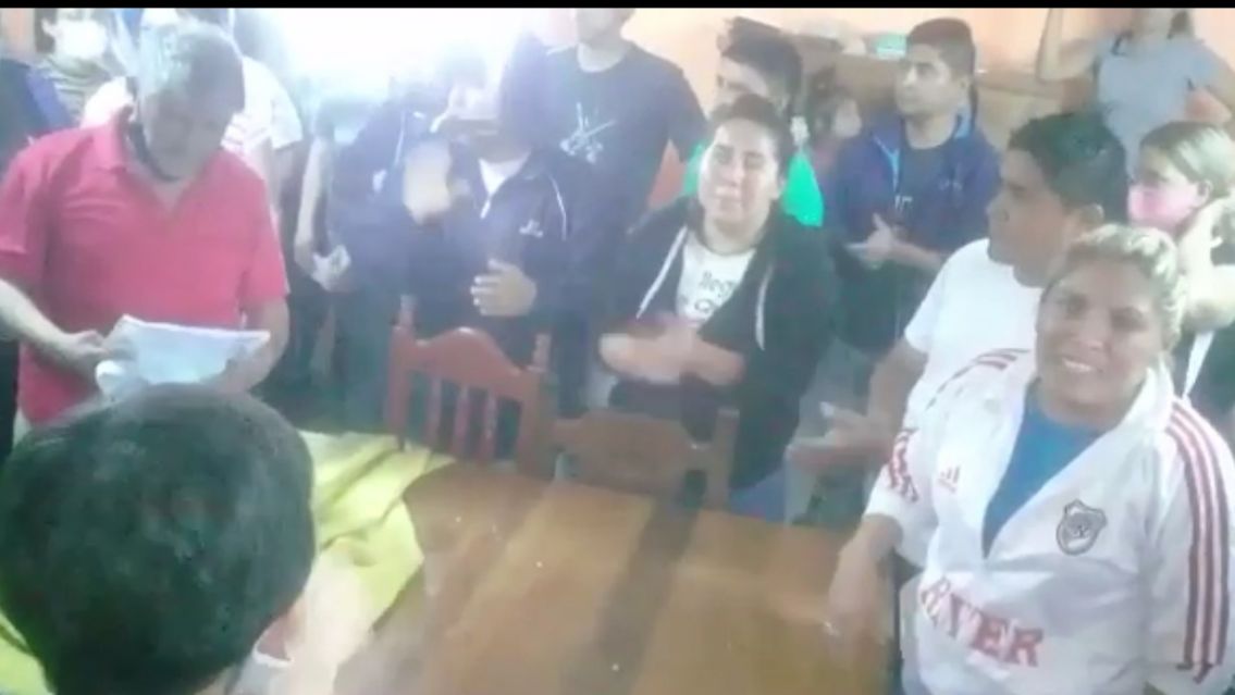 Intendente jujeño quitó lotes, se los dio a otros y todo terminó en escándalo