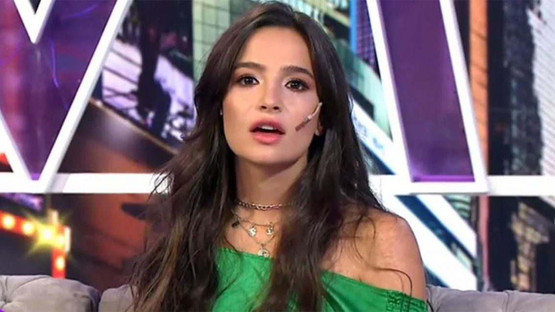 Desnudo total de Brenda Asnicar: Instagram la censur� por subir estas fotos y las elimin� 