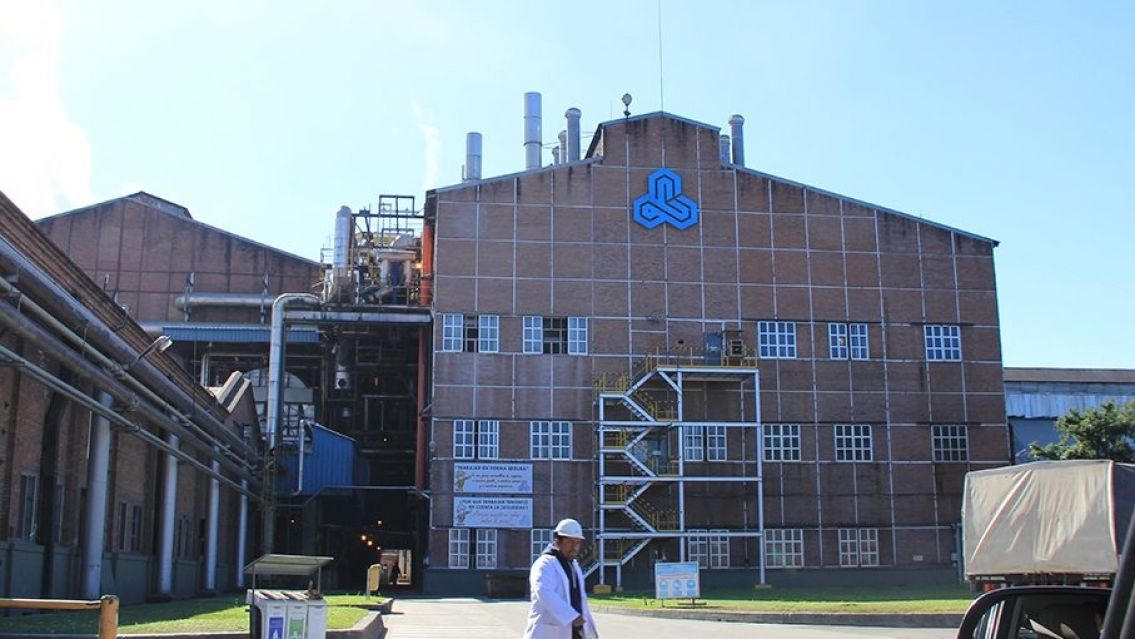 Sigue la tensión en Ledesma: denuncian que la empresa demora las paritarias