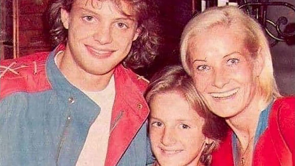 Luis Miguel: "No hay ning�n fallo que diga que Honorina Montes NO sea Marcela Basteri, madre del cantante"