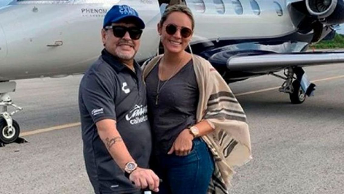 "A Roc�o Oliva le pagaban para que fuera novia de Maradona", se filtr� otro audio