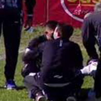 Jugaba el Lobo Juje&ntilde;o y un futbolista recuperado de Covid se desplom&oacute; en pleno partido.