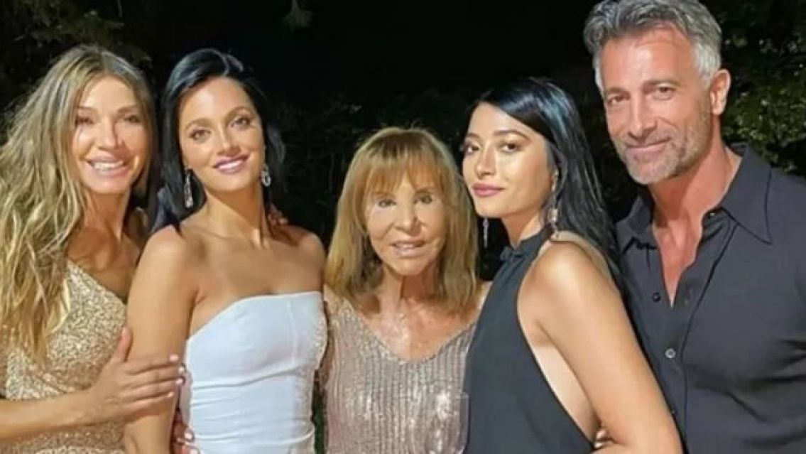 Murió Betty, la mamá de Ova y Gabriela Sabatini. Tuvo Covid el año pasado.