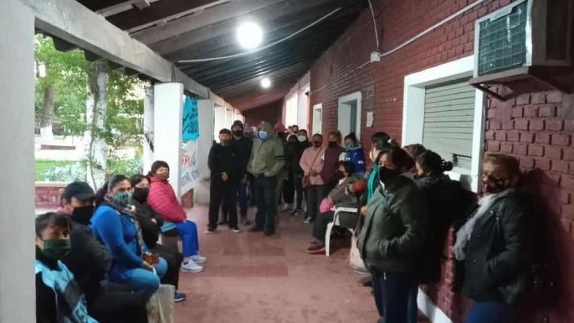 Tomaron la Muni en La Esperanza y el intendente sigue sin respuestas
