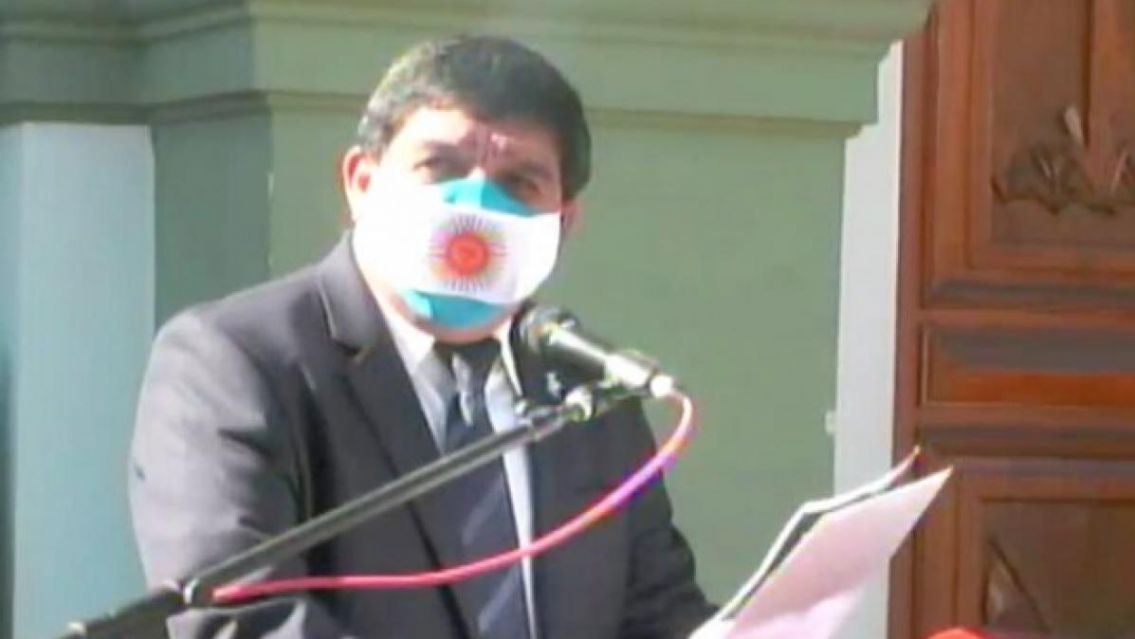 En El Carmen, los vecinos hacen lo que el intendente Torres no