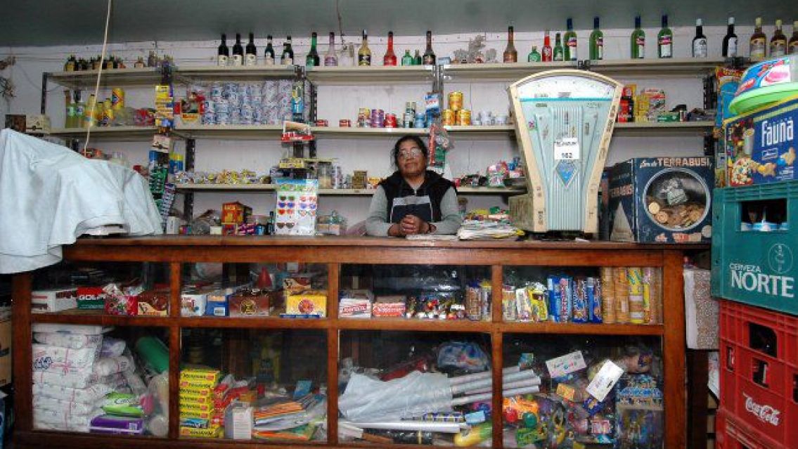 "Canasta ahorro" con productos desde $30. Asado, leche, yogur, lavandina, toallas femeninas y más