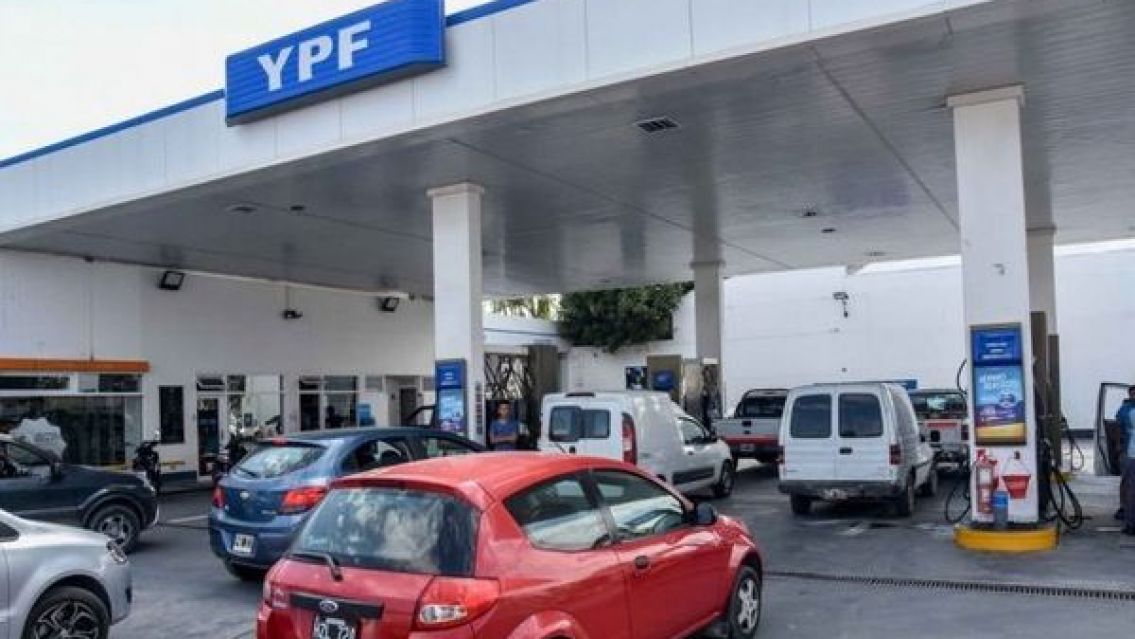 En horas, sube la nafta. Despu�s sube todo... No se aguanta